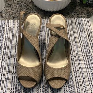 Snake skin Jessica Simpson heels.